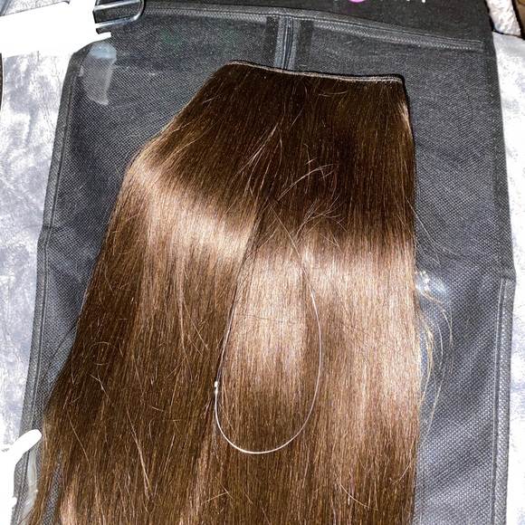 HiddenCrown Invisible Halo seamless blend extensions- dark brown 12’’ never worn - Picture 3 of 5